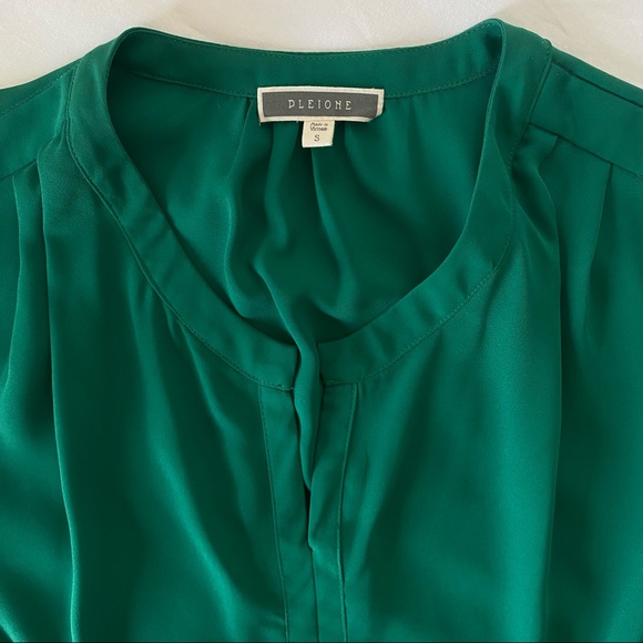 Pleione Green Blouse - Picture 6 of 8
